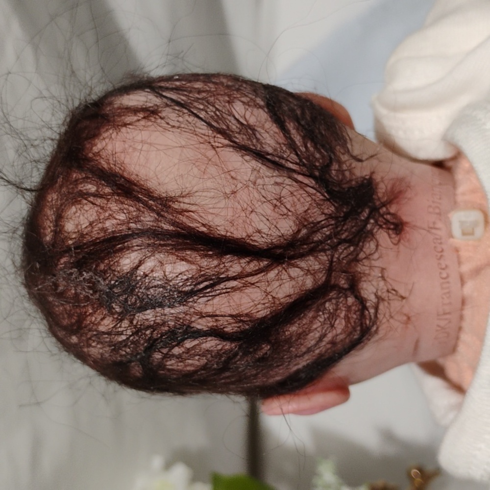 SALE! Newborn Baby That Looks So Real Like She Was Just Born - Picture 12 of 16